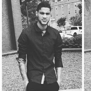 Meet your Posher, Ailton